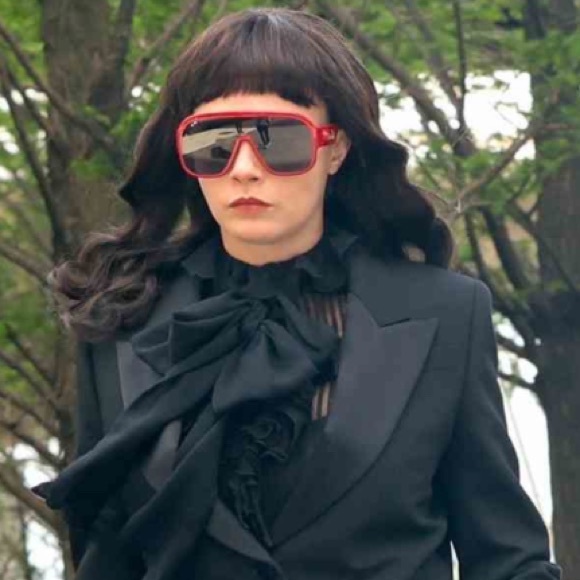 Excluded Dior Sunglasses, New 395 - Picture 9 of 9